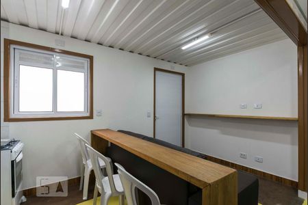 Sala e Cozinha de apartamento para alugar com 2 quartos, 43m² em Aclimação, São Paulo