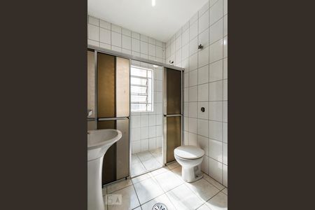 Banheiro de apartamento à venda com 2 quartos, 78m² em Centro, Campinas