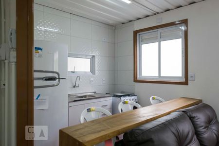 Cozinha de casa para alugar com 2 quartos, 43m² em Aclimação, São Paulo