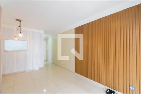 Sala de apartamento para alugar com 3 quartos, 70m² em Jardim Flor da Montanha, Guarulhos