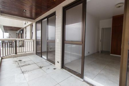 Varanda de apartamento para alugar com 1 quarto, 60m² em Barra da Tijuca, Rio de Janeiro