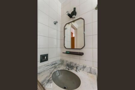 Banheiro Suite de apartamento para alugar com 1 quarto, 50m² em Vila Olímpia, São Paulo