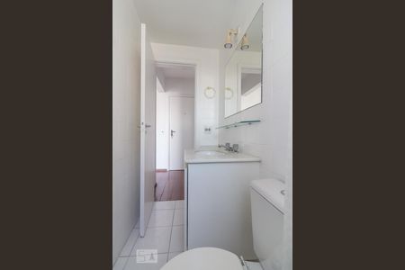 Banheiro de apartamento para alugar com 1 quarto, 38m² em Consolação, São Paulo
