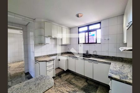 Apartamento à venda com 4 quartos, 150m² em Gutierrez, Belo Horizonte