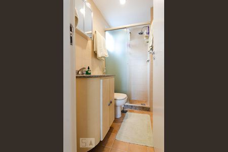 Banheiro da suite  de apartamento à venda com 3 quartos, 149m² em Jardim Botânico, Rio de Janeiro