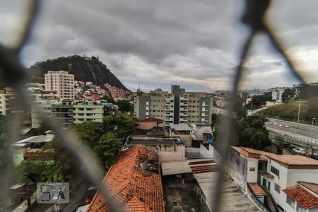 Vista Quarto 01 de apartamento à venda com 2 quartos, 62m² em Freguesia (jacarepaguá), Rio de Janeiro