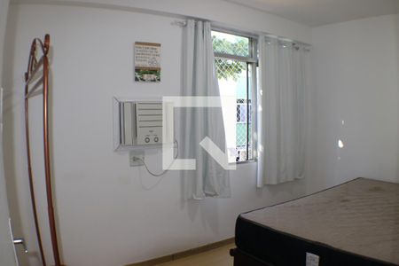 Quarto 1 de apartamento para alugar com 2 quartos, 48m² em Taquara, Rio de Janeiro