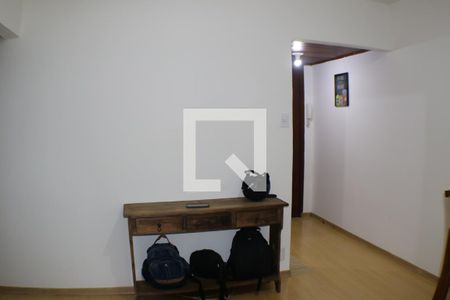 Sala de apartamento para alugar com 2 quartos, 48m² em Taquara, Rio de Janeiro