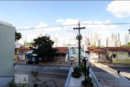 Vista da sacada de apartamento à venda com 2 quartos, 66m² em Vila Itapura, Campinas