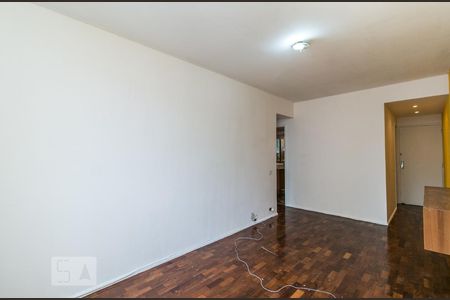 Sala de apartamento para alugar com 1 quarto, 65m² em Estácio, Rio de Janeiro