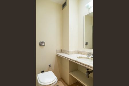 Banheiro de apartamento para alugar com 2 quartos, 106m² em Botafogo, Rio de Janeiro