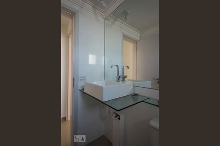 Banheiro de apartamento para alugar com 2 quartos, 50m² em Centro, São Bernardo do Campo