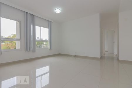 Sala de apartamento para alugar com 2 quartos, 62m² em Empresarial 18 do Forte, Barueri