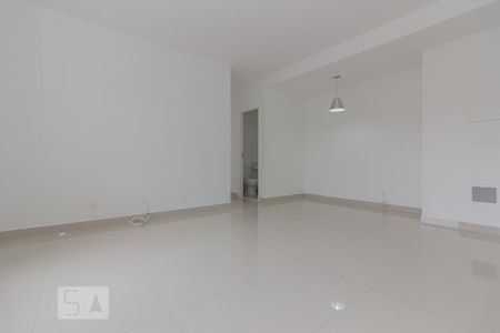 Sala de apartamento para alugar com 2 quartos, 62m² em Empresarial 18 do Forte, Barueri