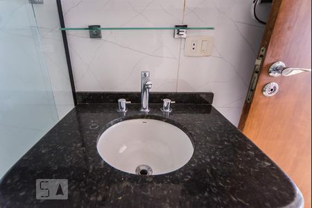 Banheiro de apartamento à venda com 3 quartos, 75m² em Moema , São Paulo