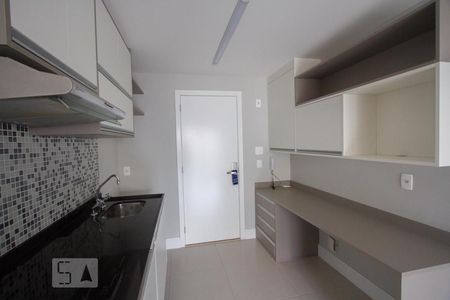 Cozinha de apartamento para alugar com 1 quarto, 41m² em Brooklin Paulista, São Paulo