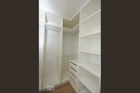 Closet Suíte 1 Master de apartamento para alugar com 4 quartos, 160m² em Camorim, Rio de Janeiro