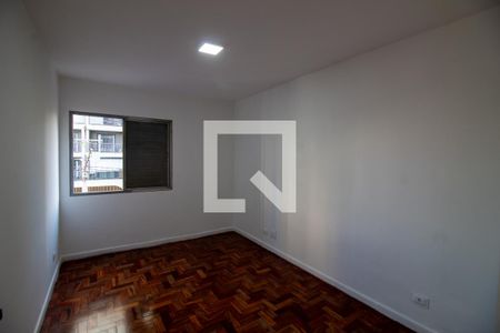 Quarto 1 de apartamento para alugar com 2 quartos, 66m² em Jardim das Acácias, São Paulo