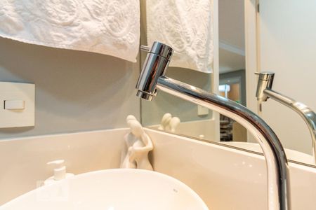 Lavabo de apartamento à venda com 3 quartos, 138m² em Jardim Caravelas, São Paulo