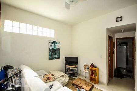 Sala de apartamento para alugar com 1 quarto, 48m² em Leme, Rio de Janeiro