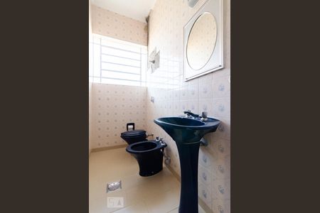Banheiro de apartamento à venda com 2 quartos, 83m² em Jardim Chapadão, Campinas