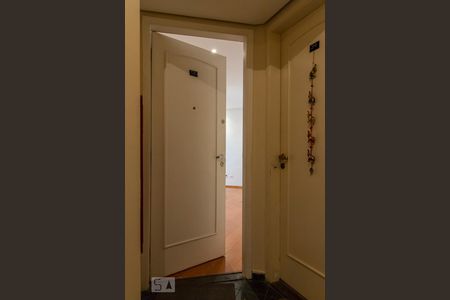 Porta de Entrada  de apartamento para alugar com 2 quartos, 55m² em Mooca, São Paulo