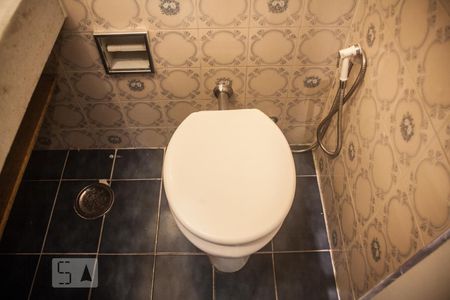 Detalhe do banheiro de kitnet/studio para alugar com 1 quarto, 25m² em República, São Paulo