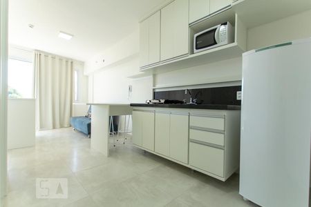 Cozinha de kitnet/studio à venda com 1 quarto, 40m² em Centro, Jundiaí