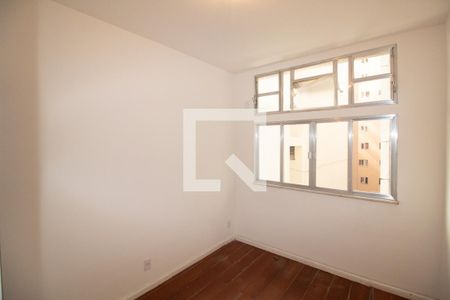 Quarto 1 de apartamento à venda com 3 quartos, 100m² em Copacabana, Rio de Janeiro