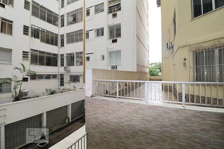 Vista Sala. de apartamento à venda com 4 quartos, 140m² em Copacabana, Rio de Janeiro