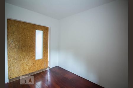 Quarto 1 de apartamento para alugar com 2 quartos, 55m² em Sumarezinho, São Paulo