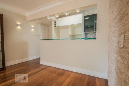 Sala de apartamento para alugar com 2 quartos, 75m² em Brooklin Paulista, São Paulo