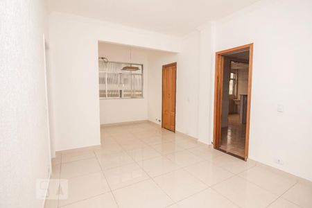 Apartamento à venda com 80m², 2 quartos e 1 vagaSala