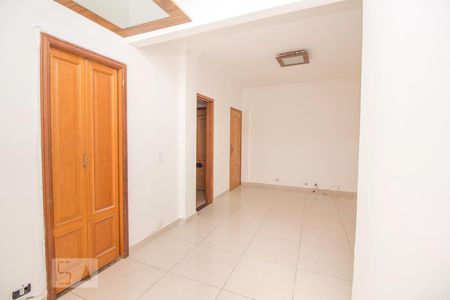 Apartamento à venda com 80m², 2 quartos e 1 vagaSala