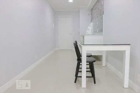 Cozinha/ Sala de kitnet/studio para alugar com 1 quarto, 42m² em Centro, São Paulo