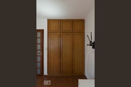 Quarto 1 (Armários) de apartamento à venda com 2 quartos, 60m² em Aclimação, São Paulo