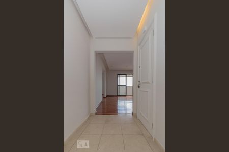 Entrada de apartamento para alugar com 4 quartos, 210m² em Alphaville Industrial, Barueri