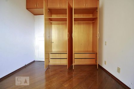 Quarto 1 de apartamento para alugar com 3 quartos, 65m² em Vila Morse, São Paulo