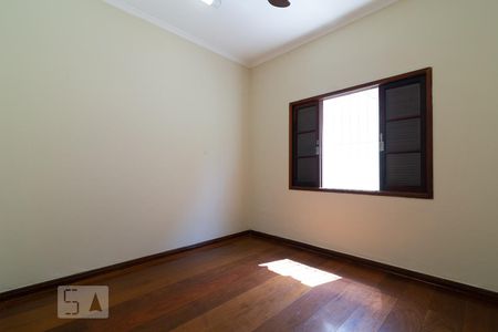 Quarto de casa para alugar com 2 quartos, 130m² em Vila Deodoro, São Paulo