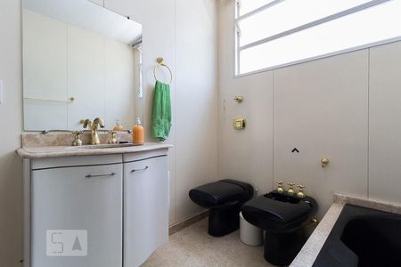 Banheiro de apartamento para alugar com 4 quartos, 170m² em Santo Agostinho, Belo Horizonte