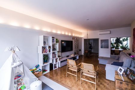 Apartamento para alugar com 3 quartos, 208m² em Paraíso, São Paulo