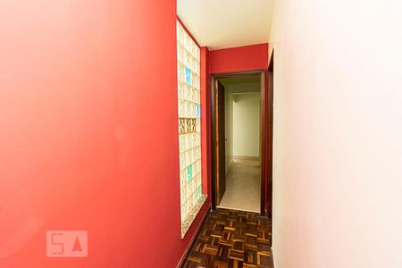 Corredor de apartamento à venda com 3 quartos, 80m² em Ingá, Niterói