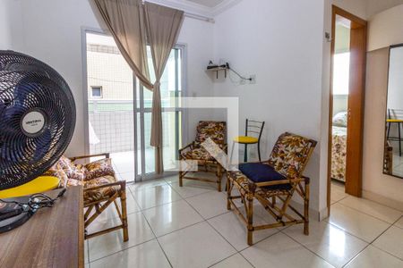 Detalhe da sala de apartamento para alugar com 1 quarto, 43m² em Mirim, Praia Grande