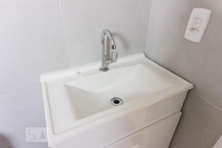 Banheiro de apartamento para alugar com 1 quarto, 42m² em Sítio do Morro, São Paulo