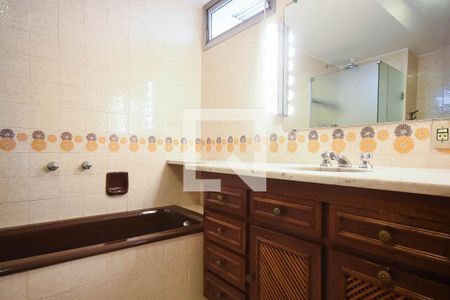 Apartamento para alugar com 211m², 2 quartos e 2 vagas Apartamento para alugar com 211m², 2 quartos e 2 vagasBanheiro suíte 2