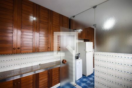 Apartamento para alugar com 211m², 2 quartos e 2 vagas Apartamento para alugar com 211m², 2 quartos e 2 vagasCopa