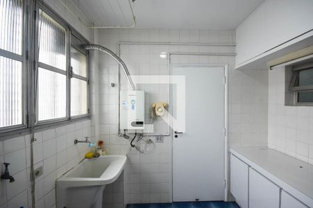 Apartamento para alugar com 211m², 2 quartos e 2 vagas Apartamento para alugar com 211m², 2 quartos e 2 vagasÁrea de serviço