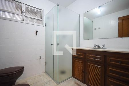 Apartamento para alugar com 211m², 2 quartos e 2 vagas Apartamento para alugar com 211m², 2 quartos e 2 vagasBanheiro