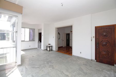 Apartamento à venda com 150m², 3 quartos e 1 vagaSala.