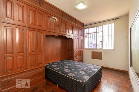 Quarto 1 de apartamento para alugar com 2 quartos, 69m² em São Domingos, Niterói